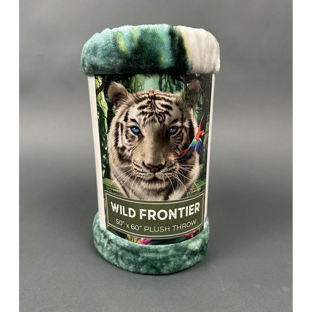 Wild Frontier Aimee Stewart‎ Wilderness 50x60 Tiger Plush Throw Blanket NEW